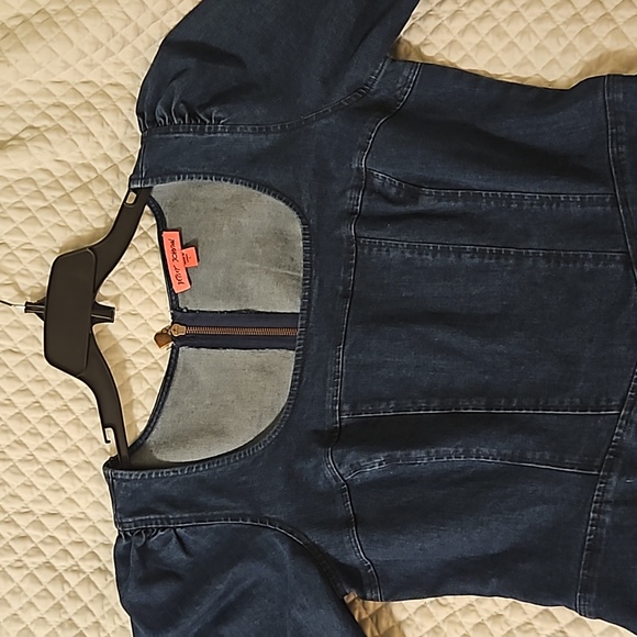 NWOT BETSY JOHNSON DENIM DRESS - Picture 4 of 9